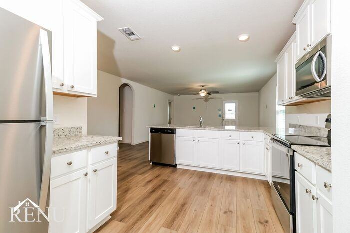 329 Sunnymeade Ln - Photo 3 of 19