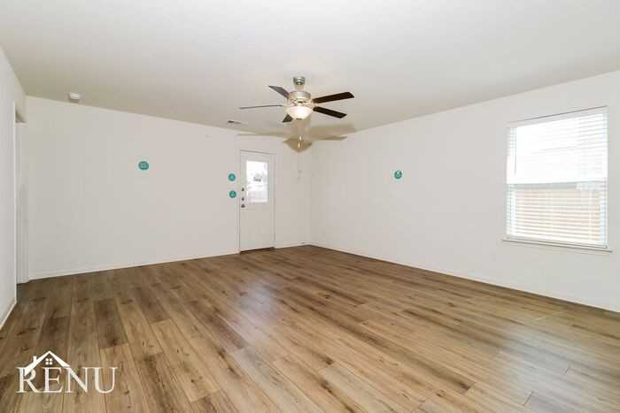 329 Sunnymeade Ln - Photo 6 of 19