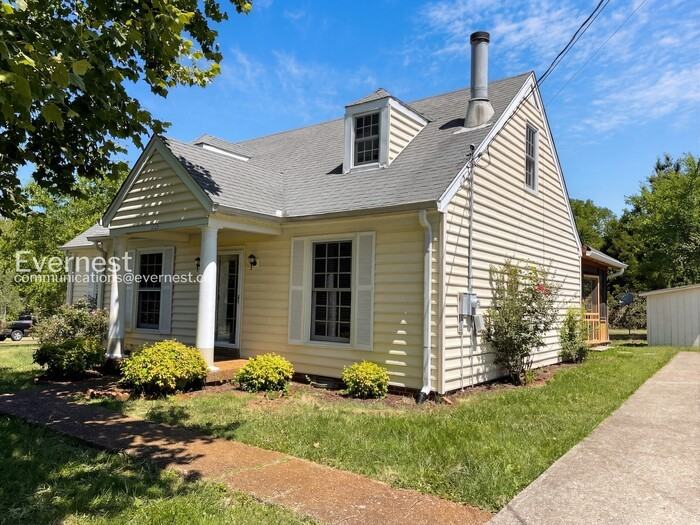 1203 Countryside Rd - Photo 2 of 26