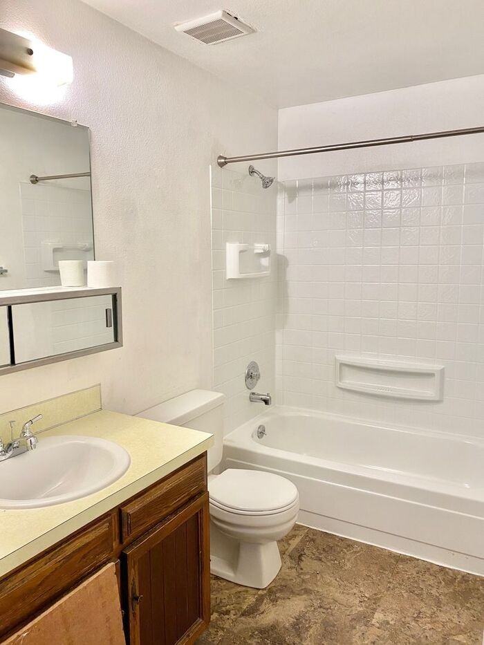 564 Jocelyn Dr - Photo 7 of 12