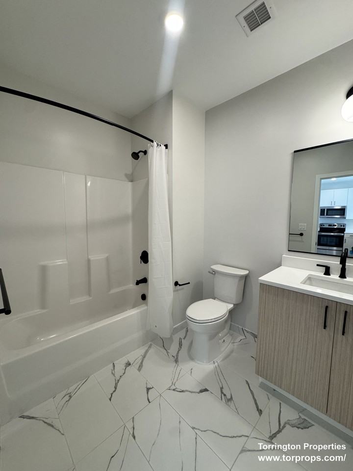 289 Walk Hill St #323