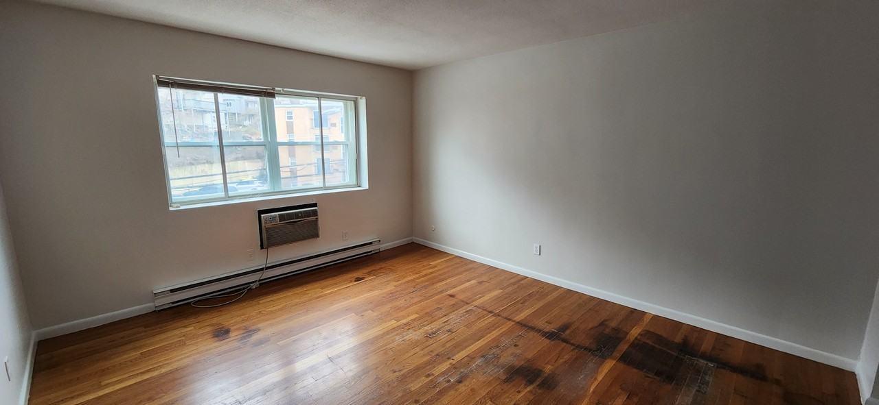 5 Waldemar Ave #5 - Photo 3 of 13