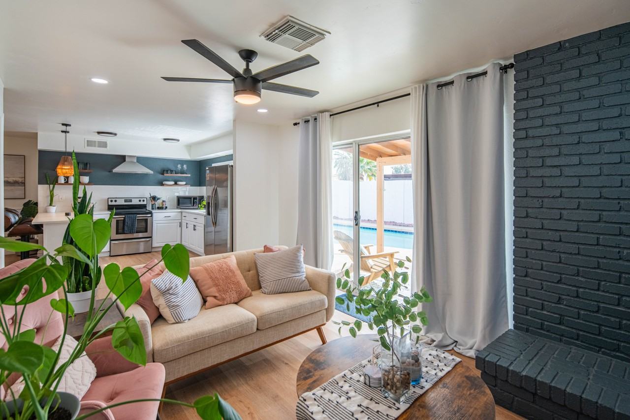 8133 W Heatherbrae Dr #NA - Photo 5 of 23