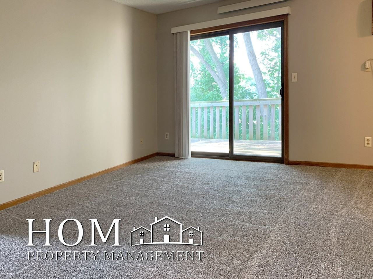 131 W Lind St #8 - Photo 2 of 15