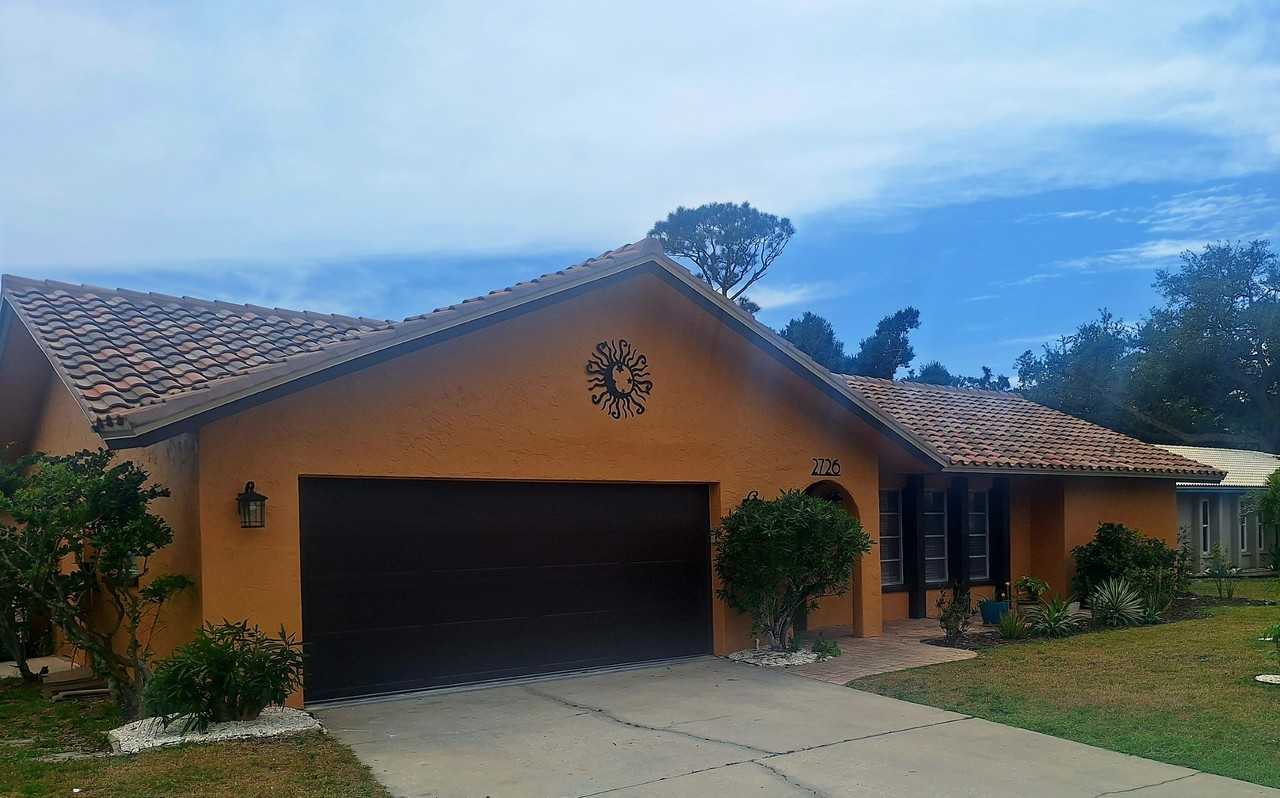 2726 Coventry Dr #NA - Photo 3 of 27