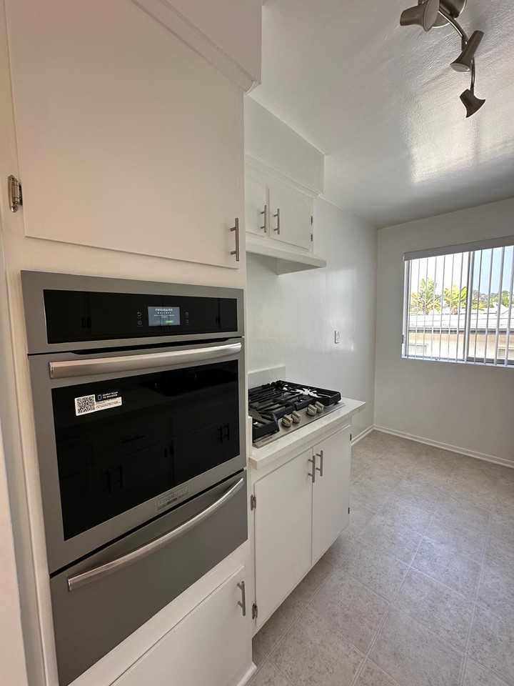 11692 Chenault St #208 - Photo 6 of 16