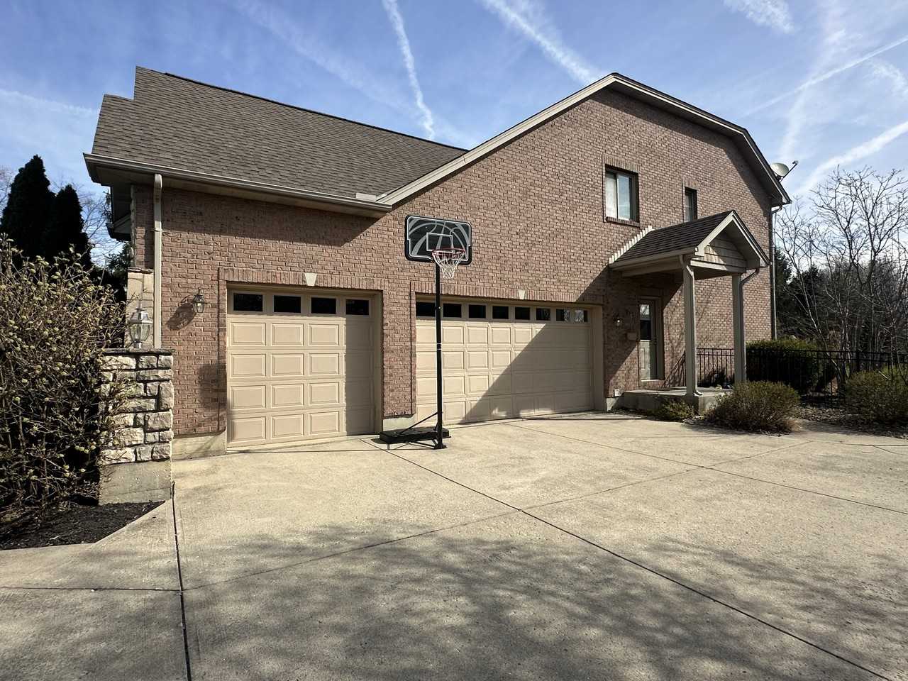 4024 Village Ridge Dr #NA - Photo 2 of 19