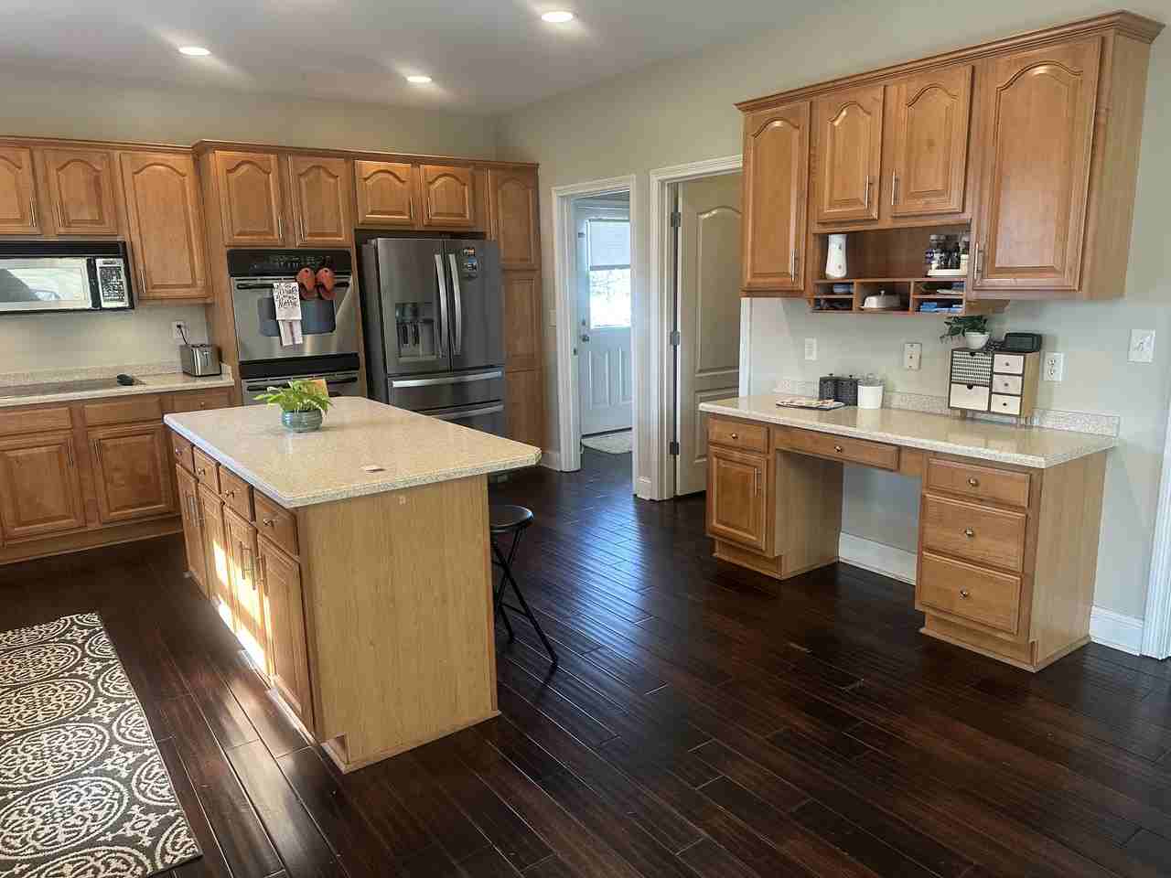 4024 Village Ridge Dr #NA - Photo 6 of 19