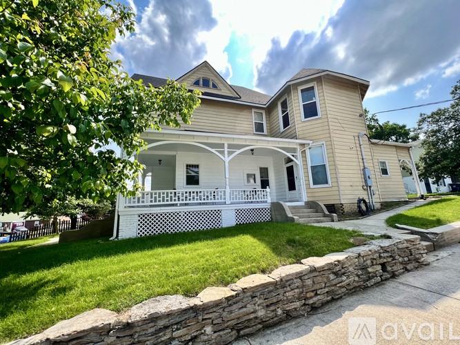 312 N 3rd St #NA - Photo 2 of 28