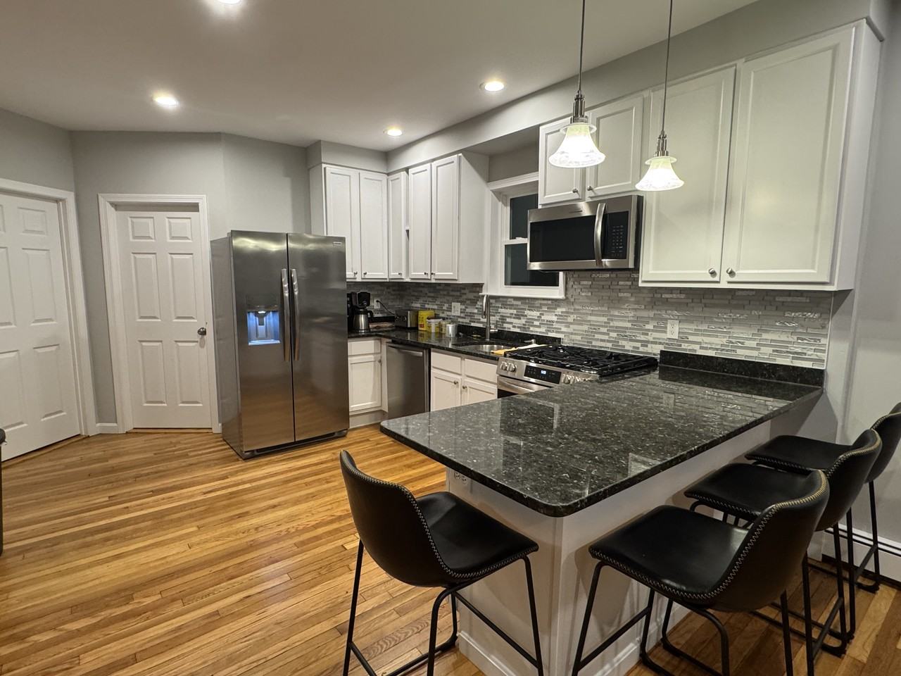 7 Pinckney Pl - Photo 2 of 12