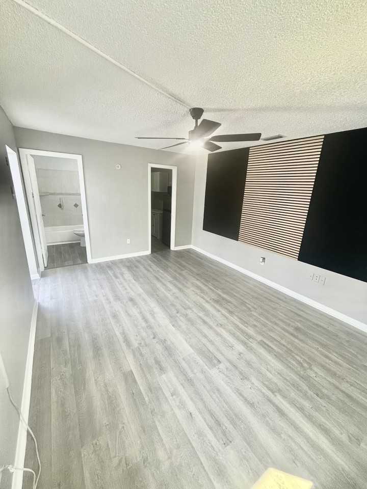 4243 Deltona Blvd #2 - Photo 3 of 10