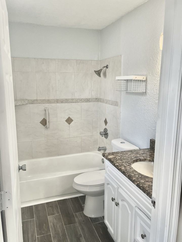 4243 Deltona Blvd #2 - Photo 6 of 10