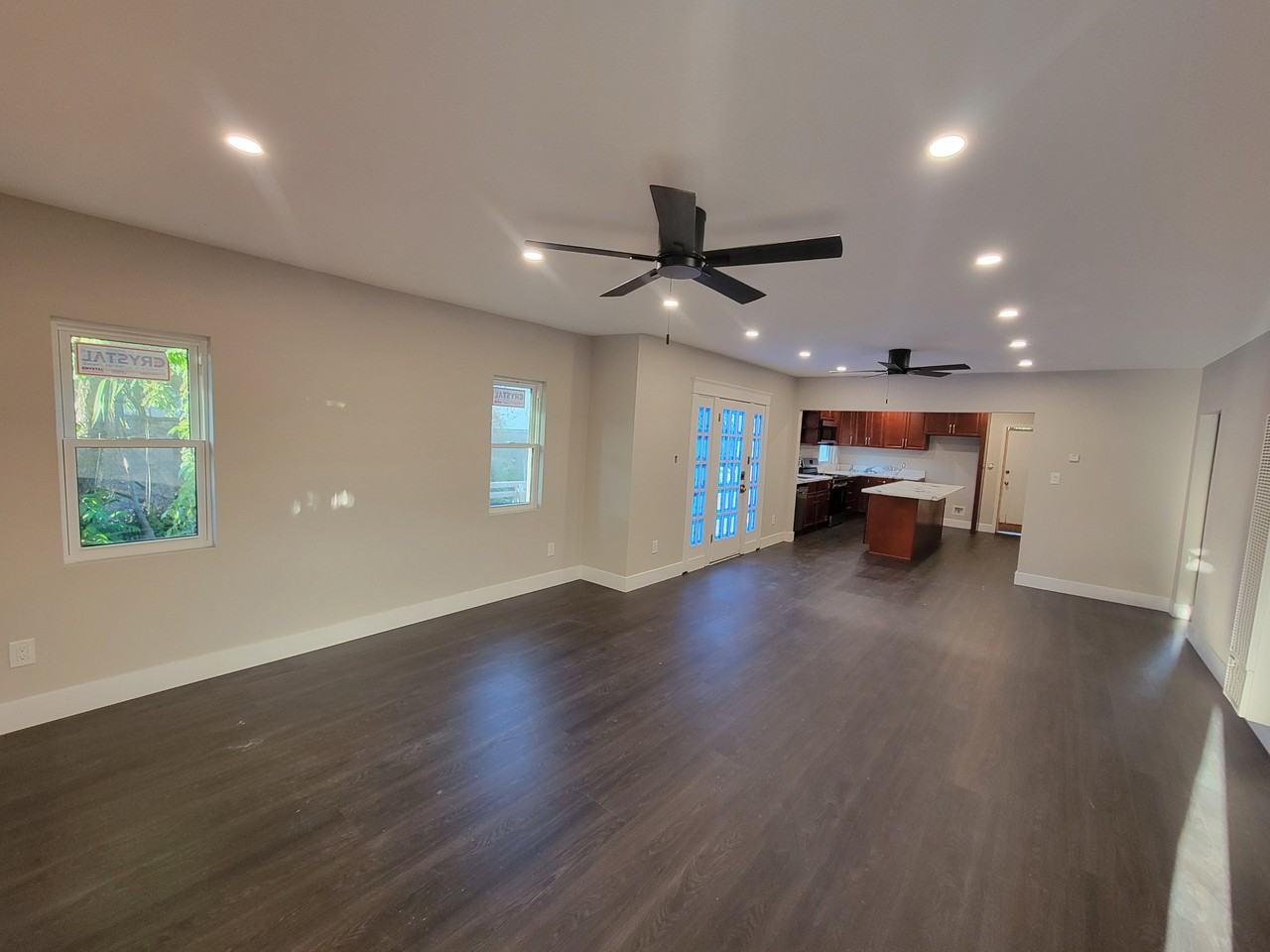 821 S Van Ness Ave #NA - Photo 7 of 10