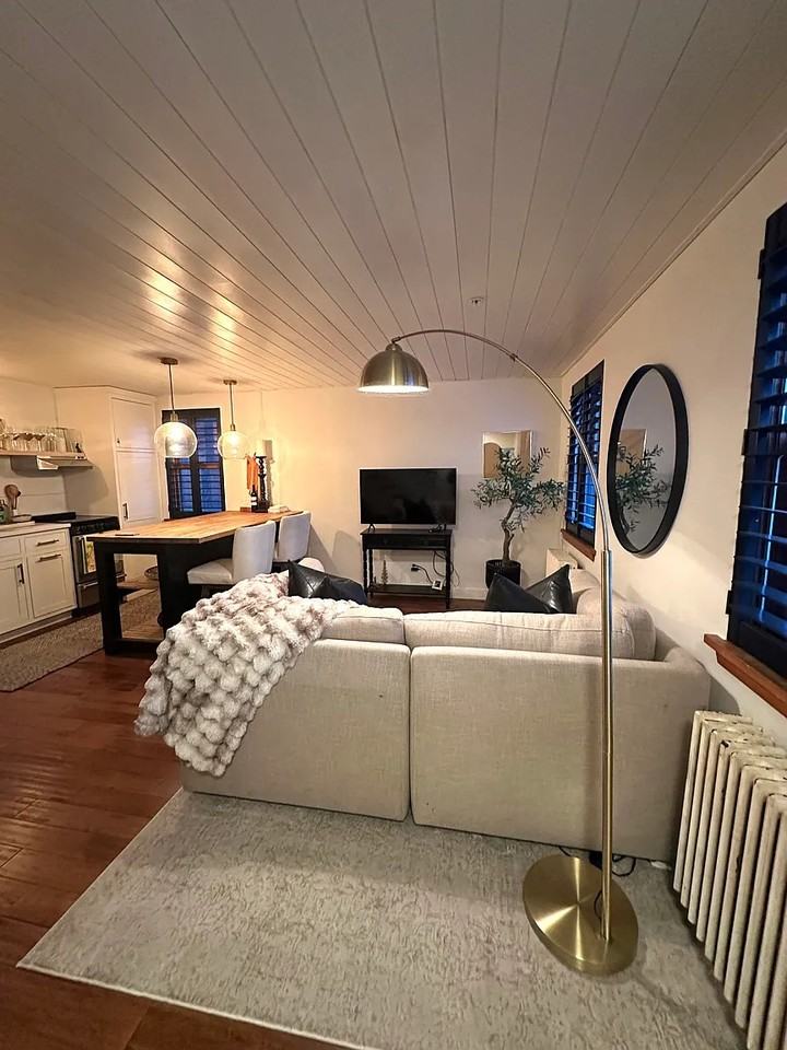 126 Main St N #2 - Photo 5 of 15