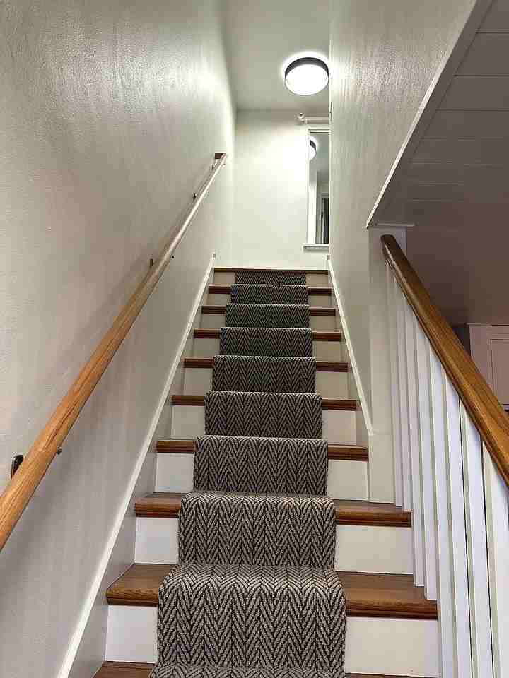 126 Main St N #2 - Photo 6 of 15