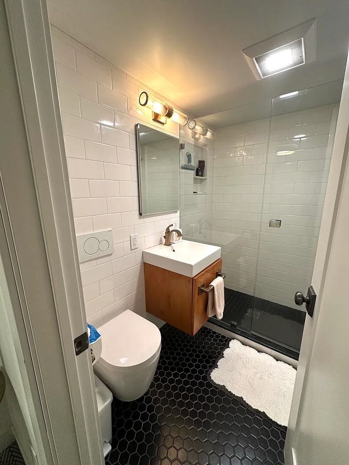126 Main St N #2 - Photo 7 of 15