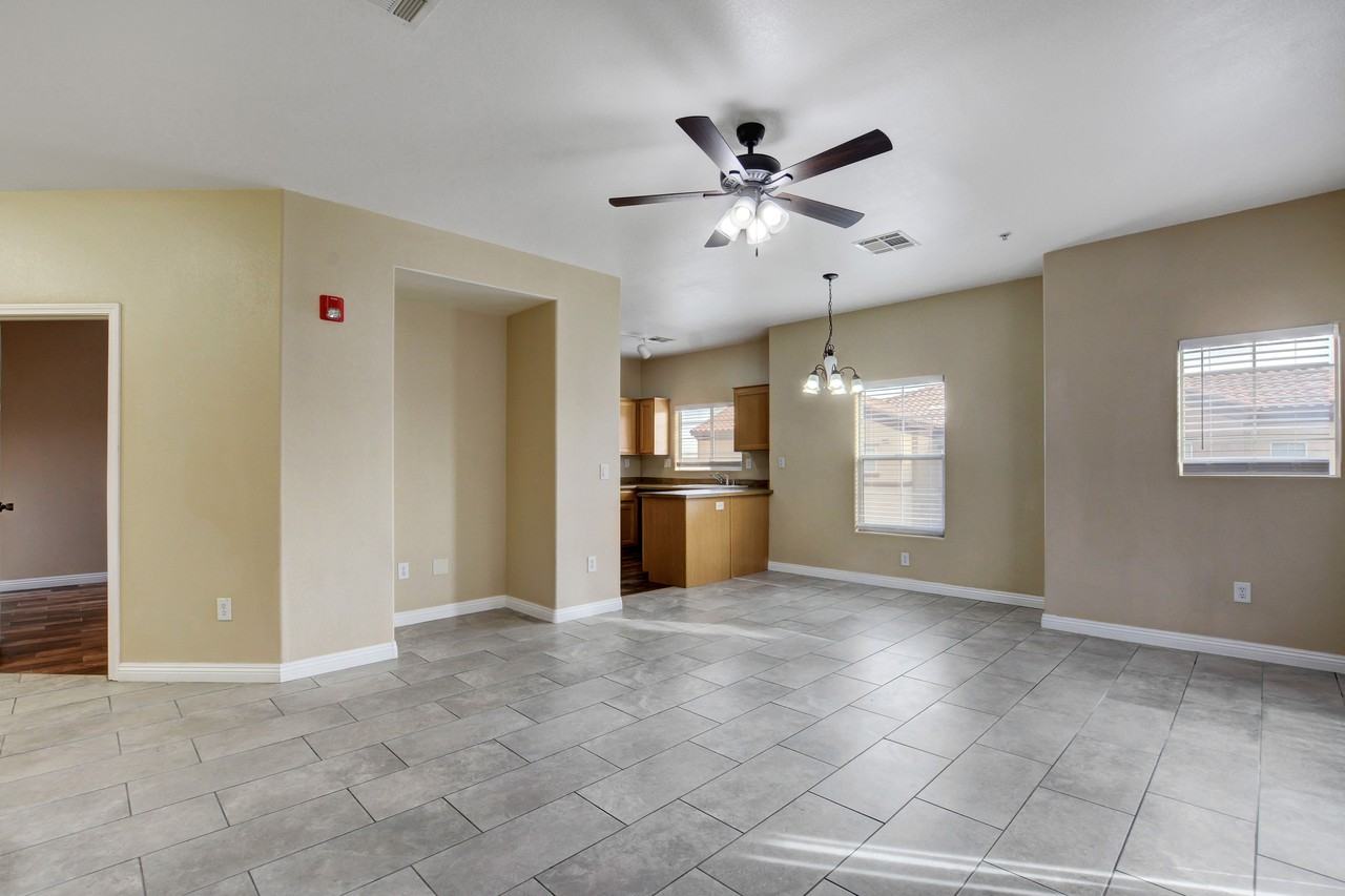 7660 W Eldorado Ln #237 - Photo 6 of 20