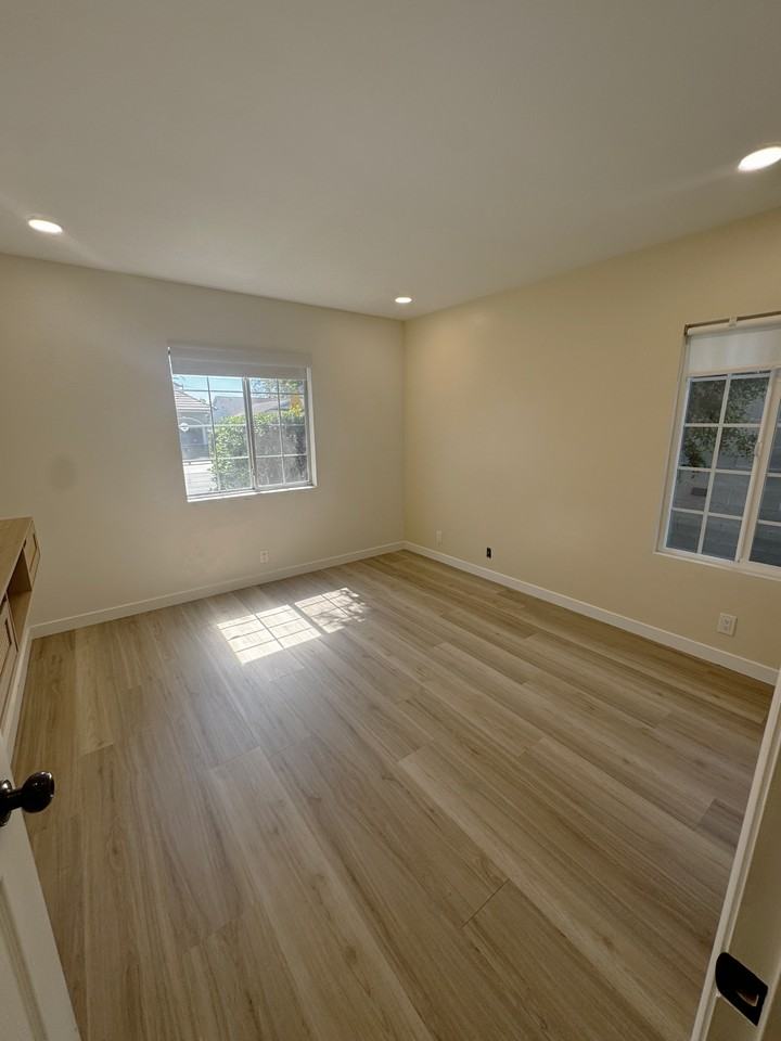 9055 Garibaldi Ave #NA - Photo 4 of 6