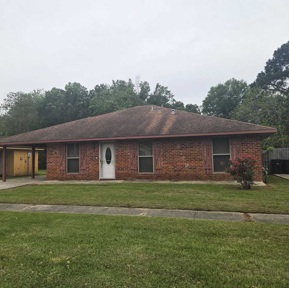 5725 Benson Dr #NA - Photo 4 of 17