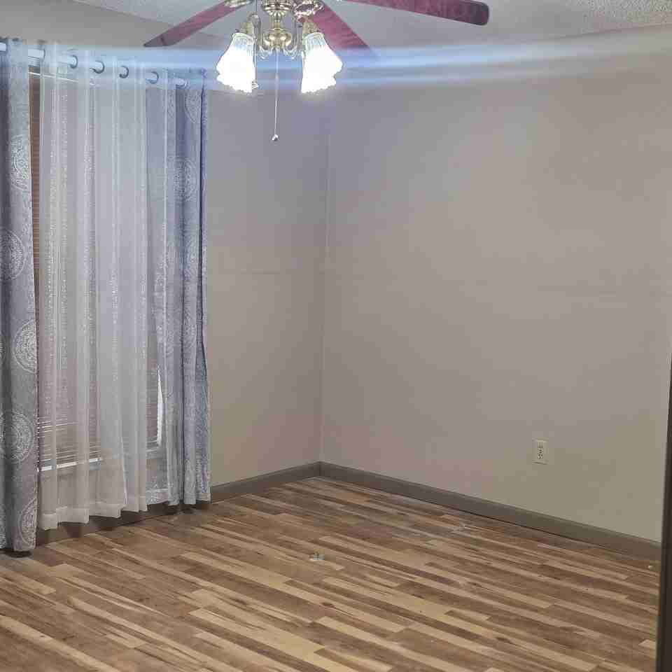 5725 Benson Dr #NA - Photo 5 of 17