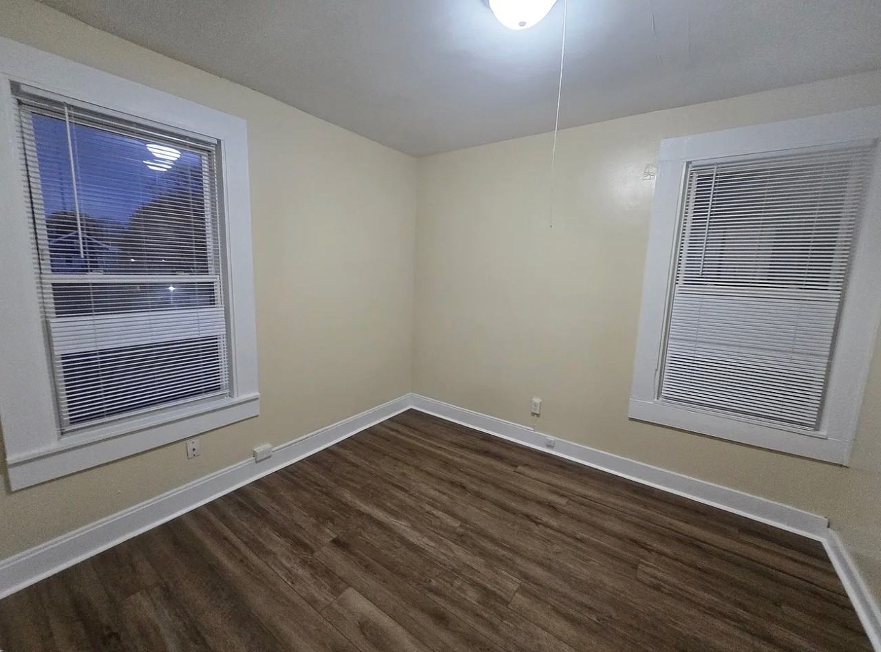 115 Lloyd St #2 - Photo 5 of 12