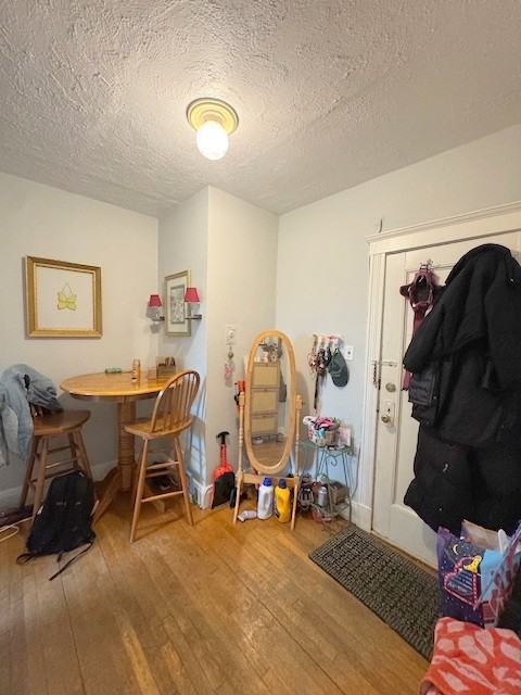 32 Sidlaw Rd #10 - Photo 4 of 8