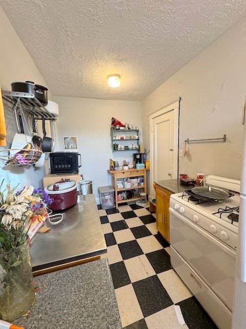 32 Sidlaw Rd #10 - Photo 6 of 8