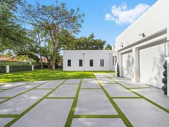 1120 Wallace St #NA - Photo 4 of 28