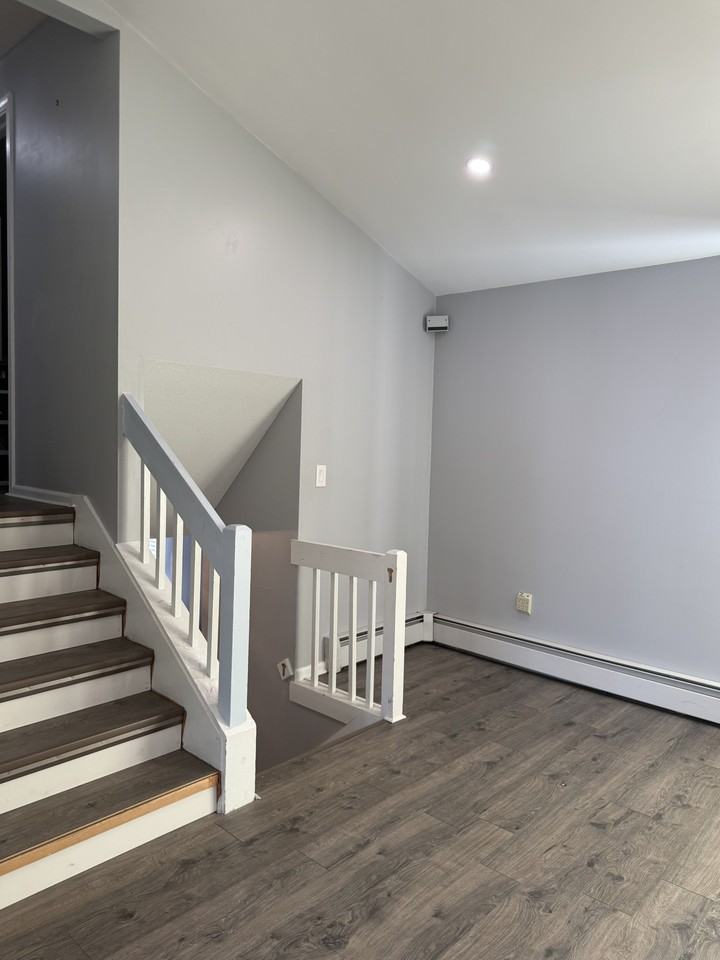 96 Lake Garda Dr #NA - Photo 5 of 23