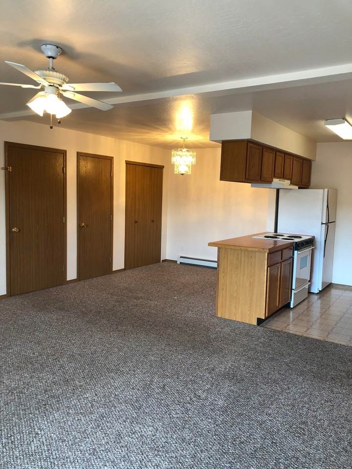 721 Hobson Ave #12 - Photo 2 of 6