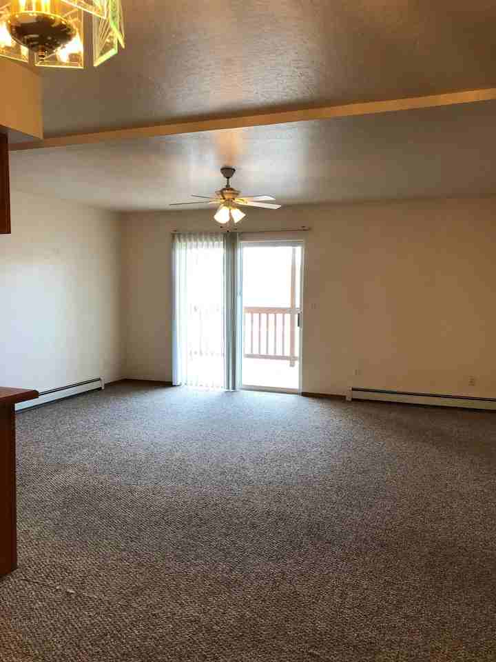 721 Hobson Ave #12 - Photo 3 of 6