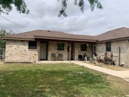 featured image of 702 E Eller Ave #3