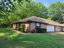 2711 Augusta St #B - Photo 1 of 1