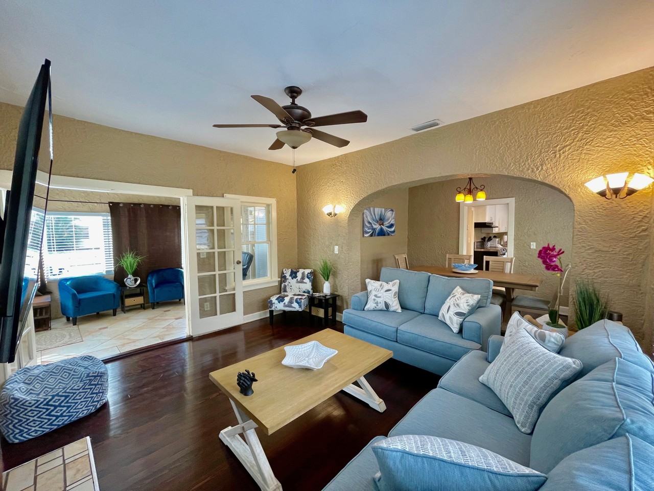 5555 Garden Ave #NA - Photo 6 of 18