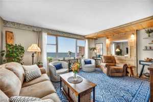 featured image of 11850 Edgewater Drive #513