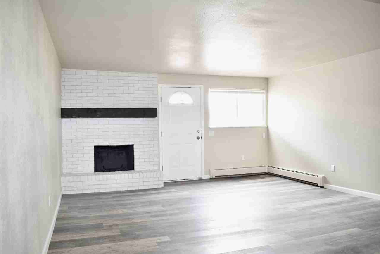 2545 King St #2 - Photo 2 of 10