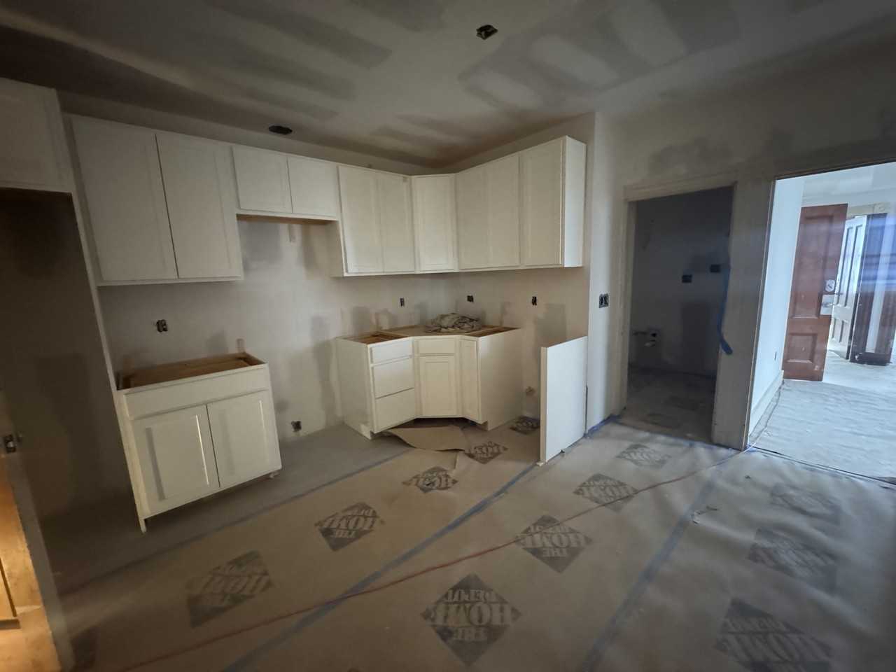 E 6th St #3 - Photo 6 of 6