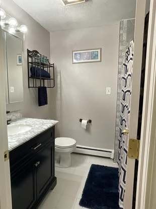 404 Meridian St #4 - Photo 5 of 14