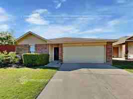 featured image of 825 Poncho Ln