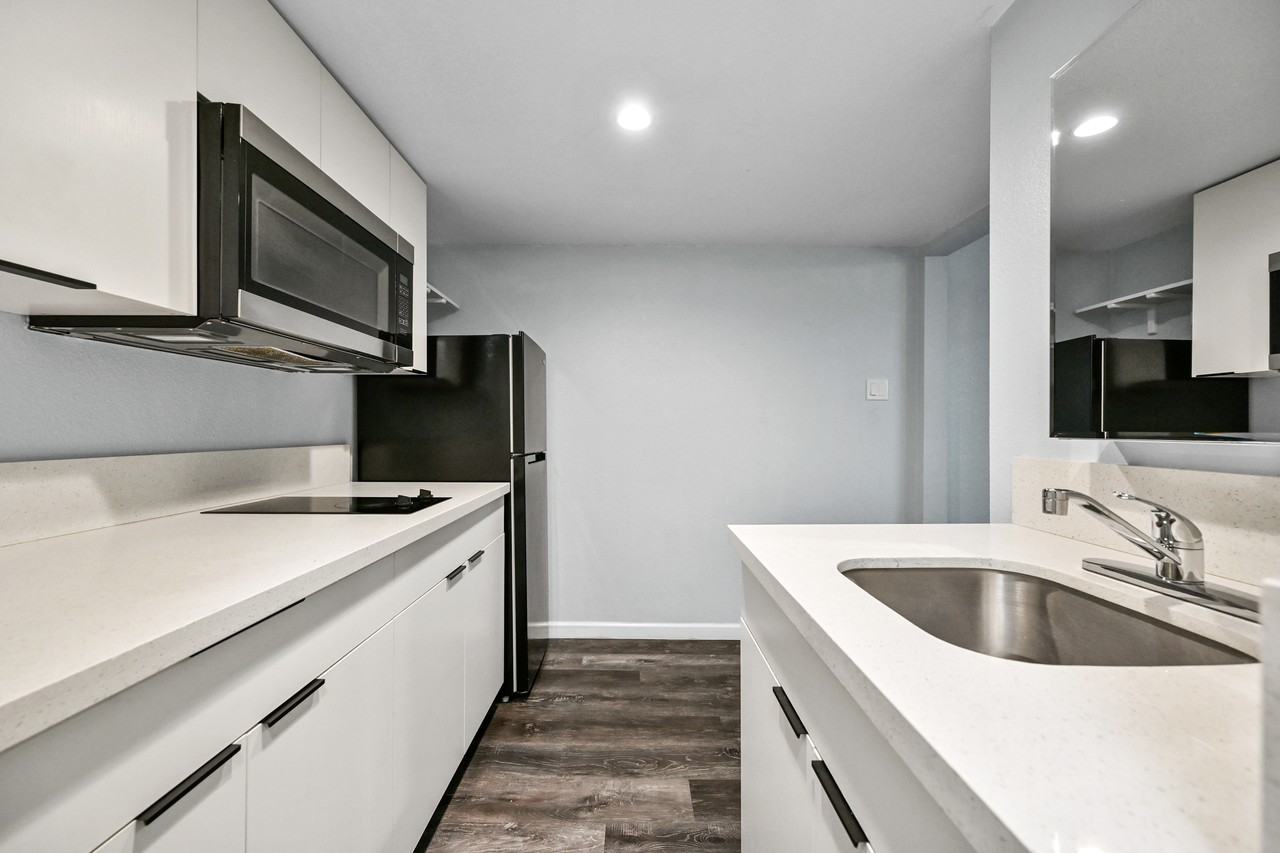 3025 North 32nd Street #43 - Photo 6 of 18