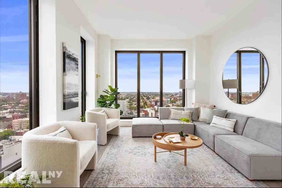 Vanderbilt Ave #3A - Photo 2 of 10