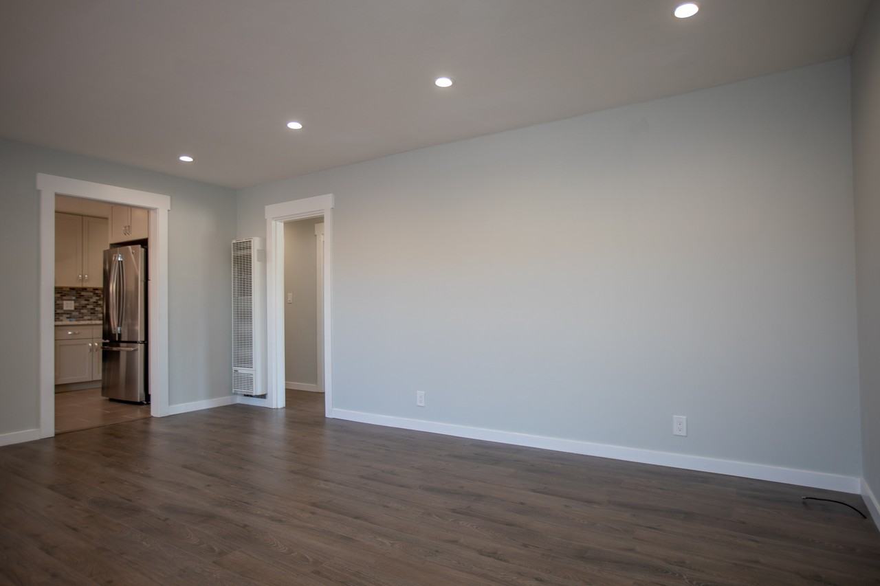 2103 South Delaware Street - Photo 4 of 47