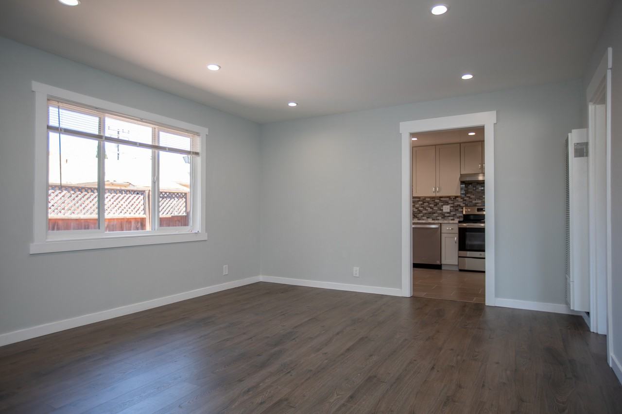 2103 South Delaware Street - Photo 5 of 47