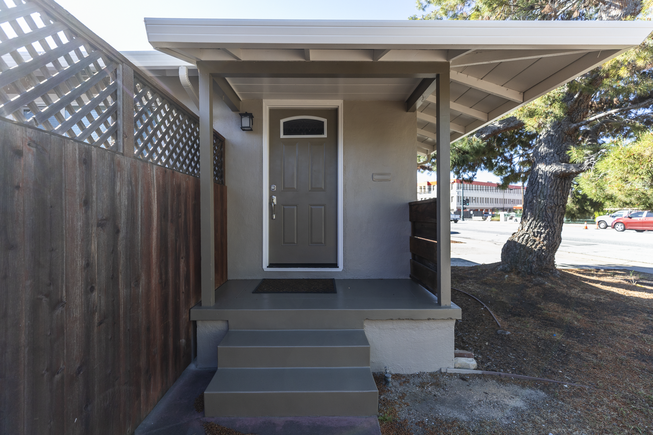 2103 South Delaware Street - Photo 2 of 47