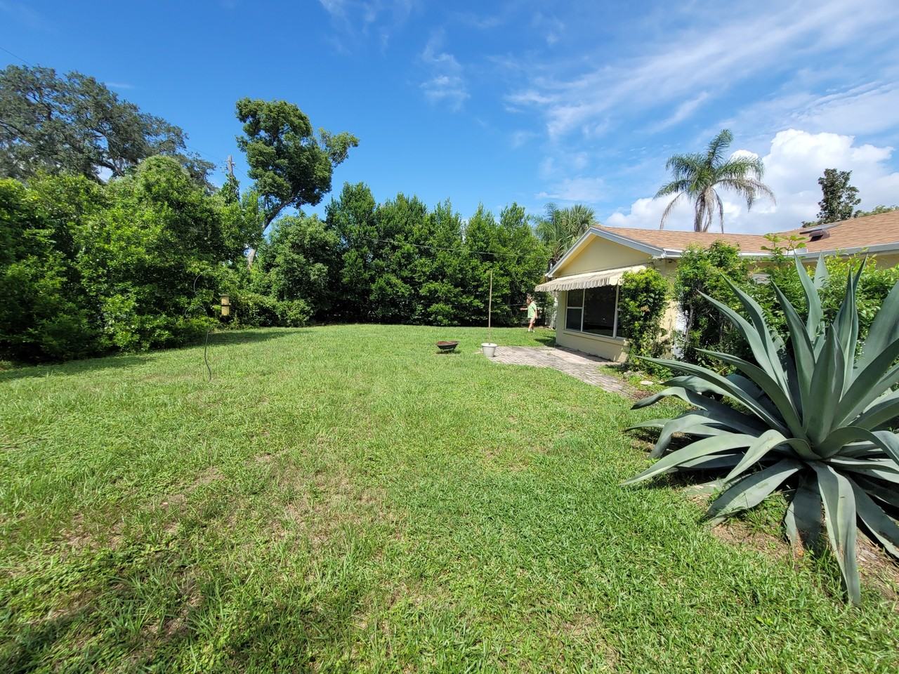 1201 Stratford Rd #1 - Photo 3 of 25