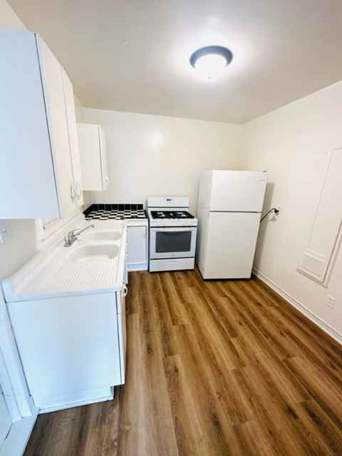 1299 N Linden Ave #1299 - Photo 7 of 18