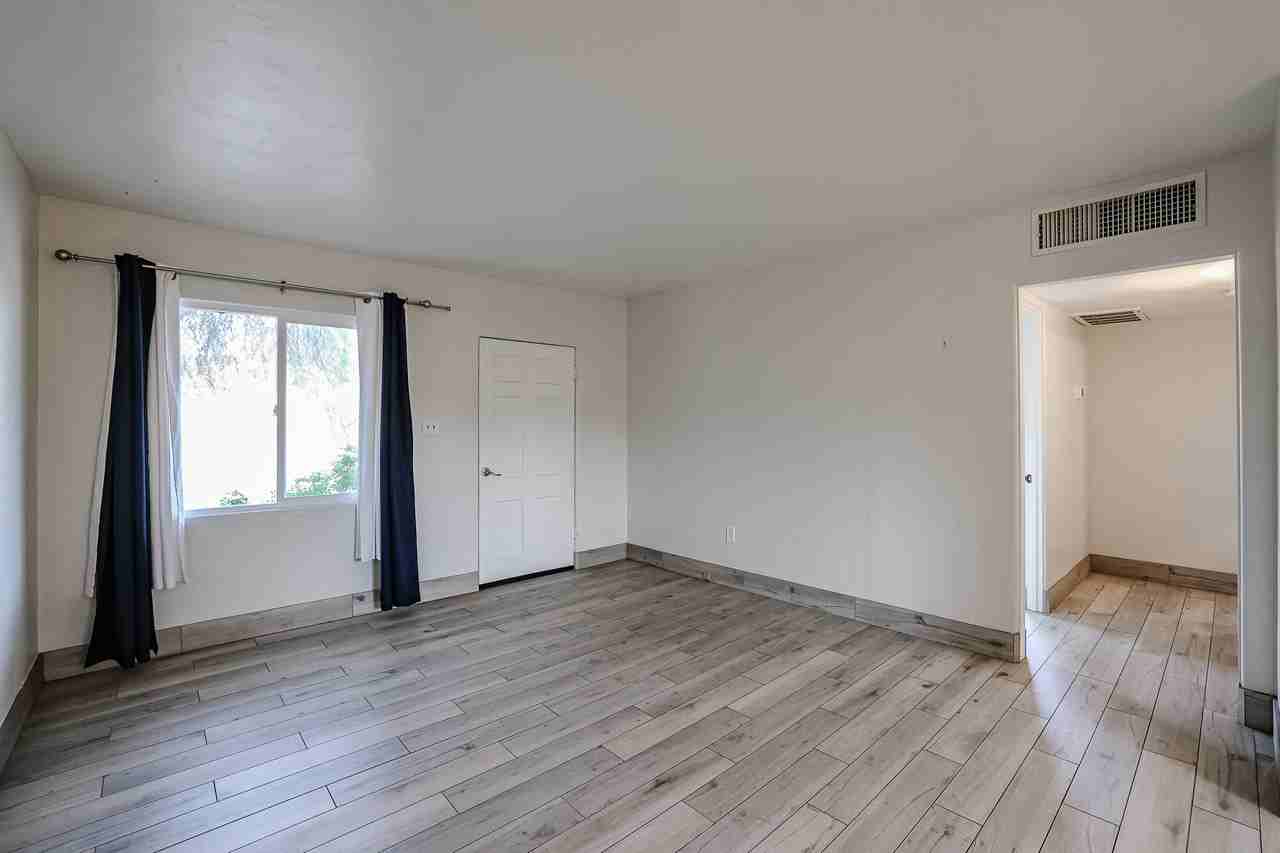 3827 N 18th St #1 - Photo 5 of 26