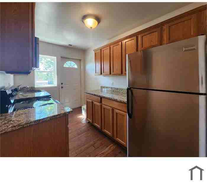 5501 Foote St Ne - Photo 7 of 20