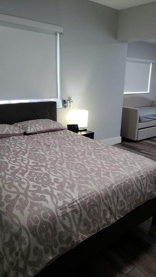 835 NE 178th Terr - Photo 2 of 5