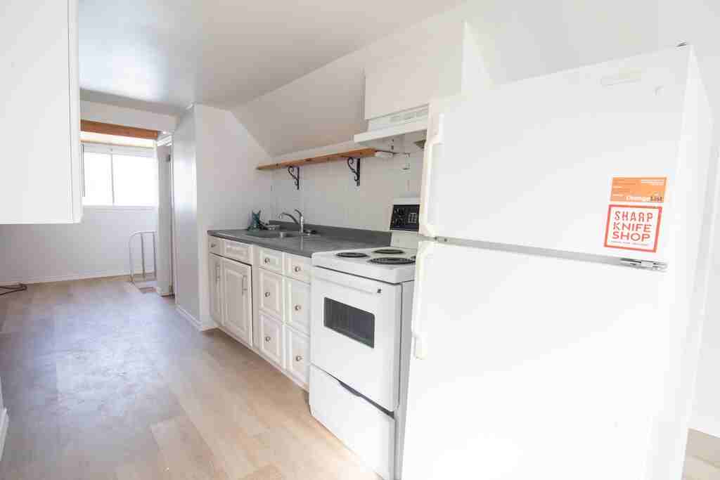 23 Beachaven Dr - Photo 4 of 9